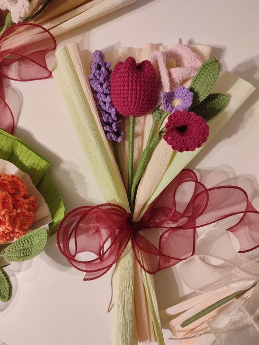 Ръчно изплетени цветя - Handmade flowers - За всякакви поводи