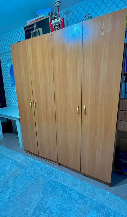 Продам 2 шкафа, район КШТ