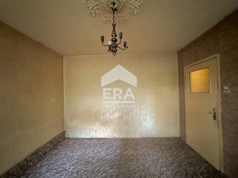 Продава се Двустаен апартамент в Варна, Младост 1 - 65 кв.м за 1005 €/кв.м - Снимка #4