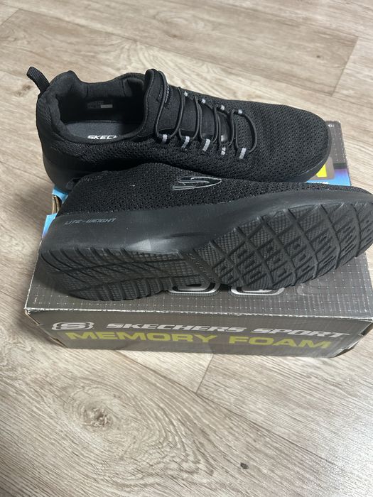 Кросовки Skechers