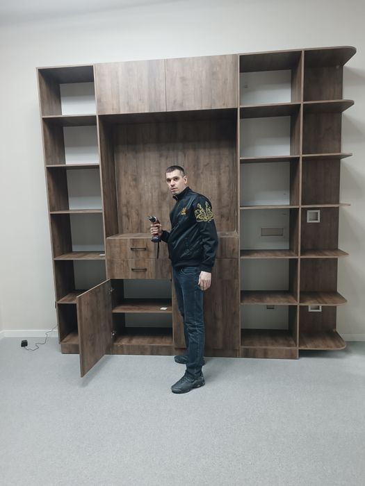 Разборка и сборка мебели.