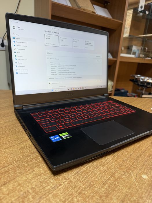 Лаптоп MSI MS-16R8 RTX3050 4GB