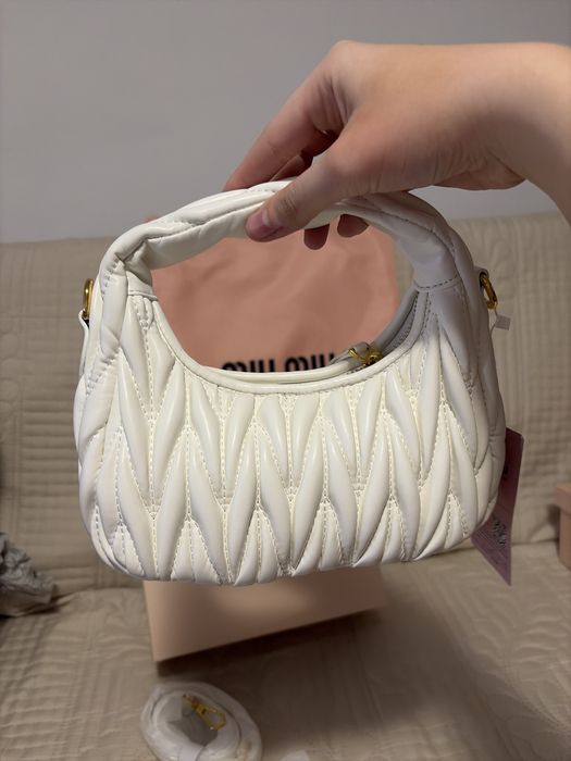 Geanta Alba Miu Miu Noua+accesorii