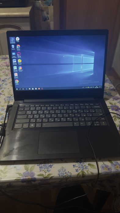 Продается ноутбук Lenovo