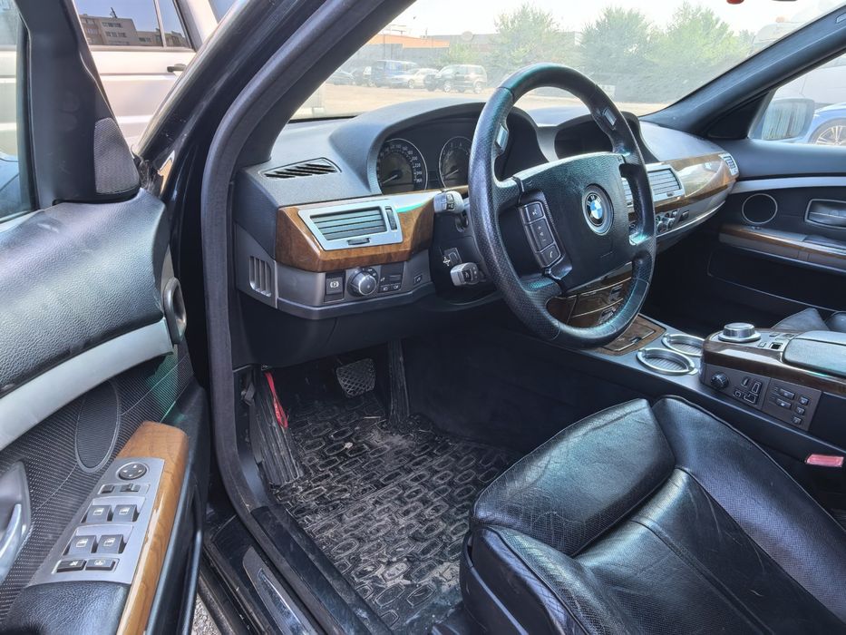 BMW 745 на части всичко налично