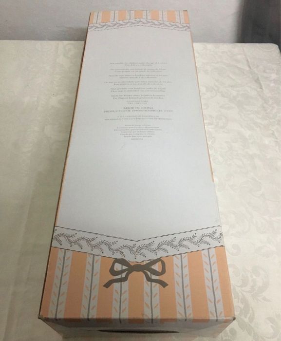 Vând păpușă Henrietta