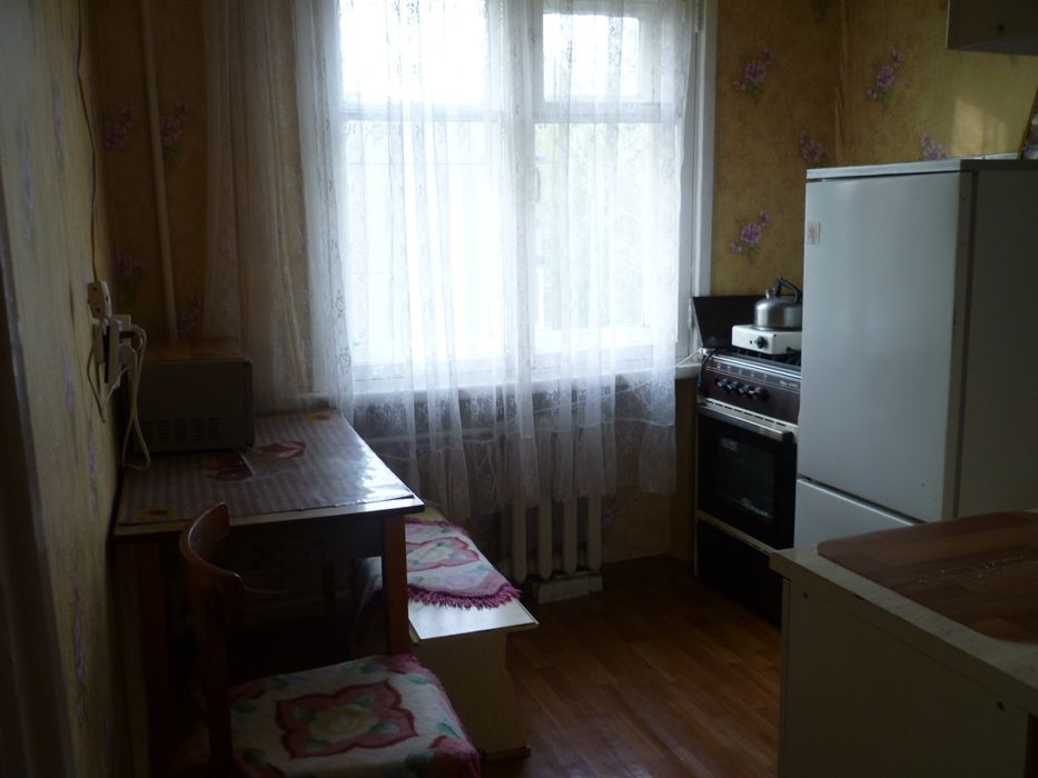 Продам 1,5   Проспект Независимости 25/1