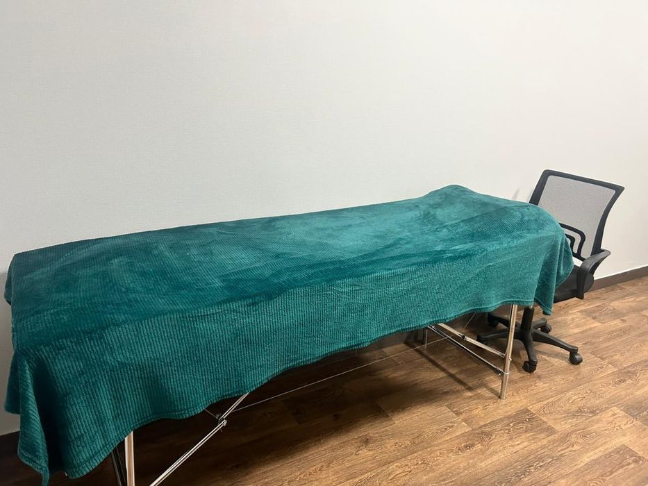 Сдаю кабинет и кушетки