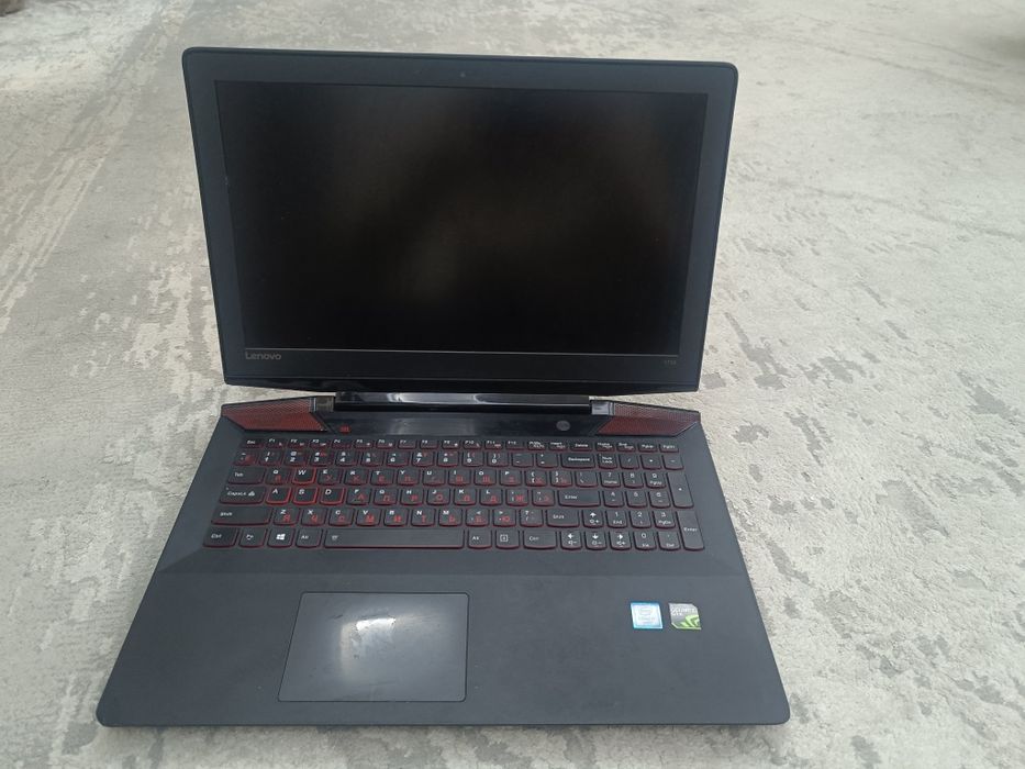 Игровой ноутбук Lenovo ideapad y700