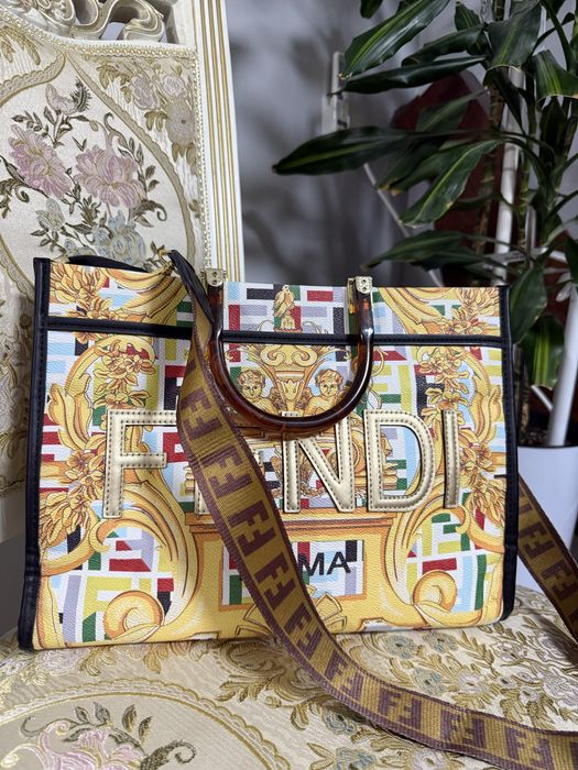 продается сумка бренд фенди оригинал в отличном состоянии