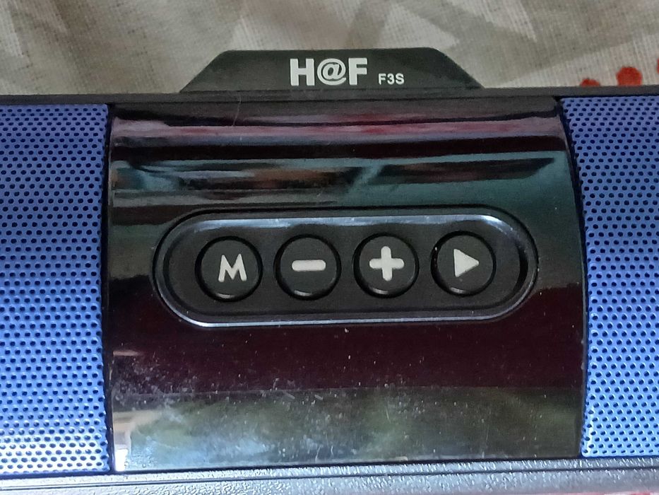 Radio, mp3 cu panou solar si bluetooth