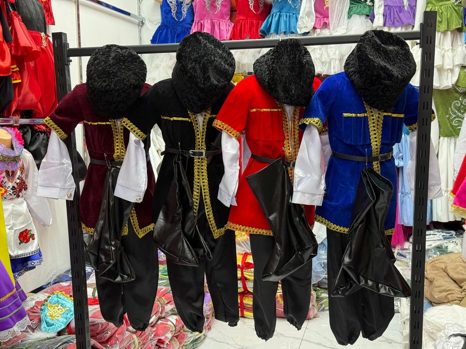 Прокат народные  костюмы 24/7