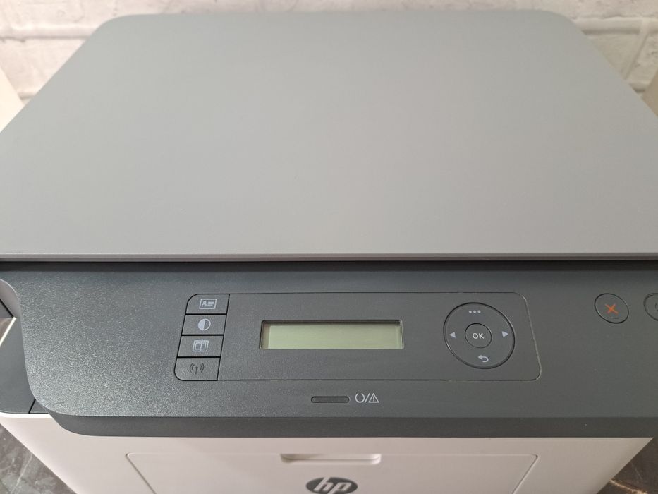 Продам МФУ принтер HP Laser MFP 135wr
