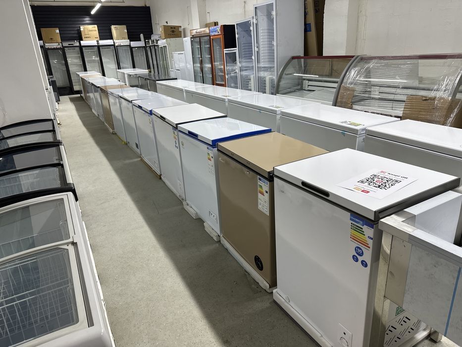 Витринный Холодильник Морозильник  Доставка по городу !