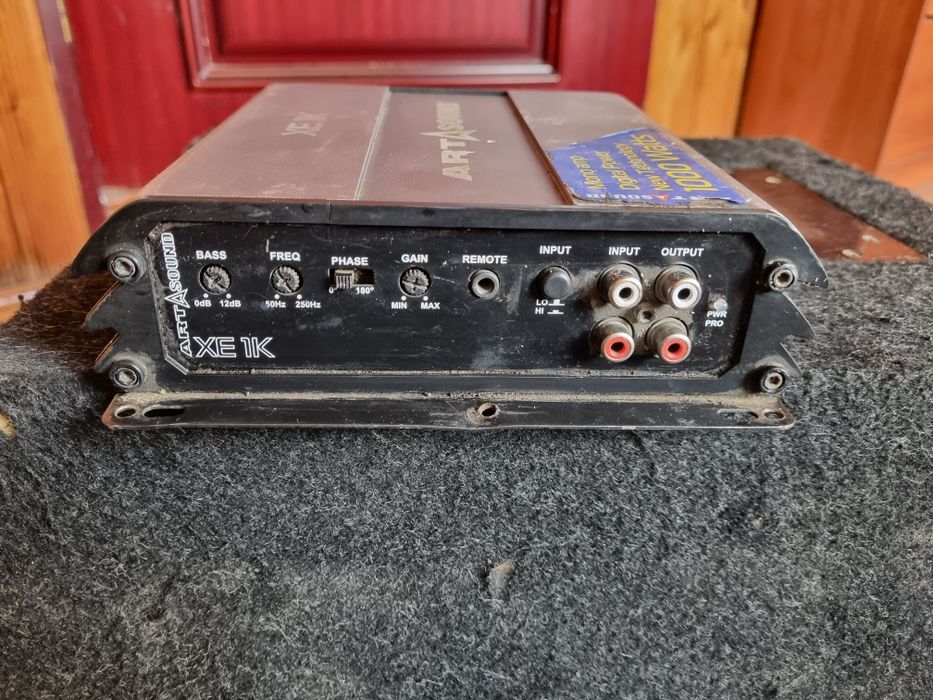 Сабуфер с усилителем.