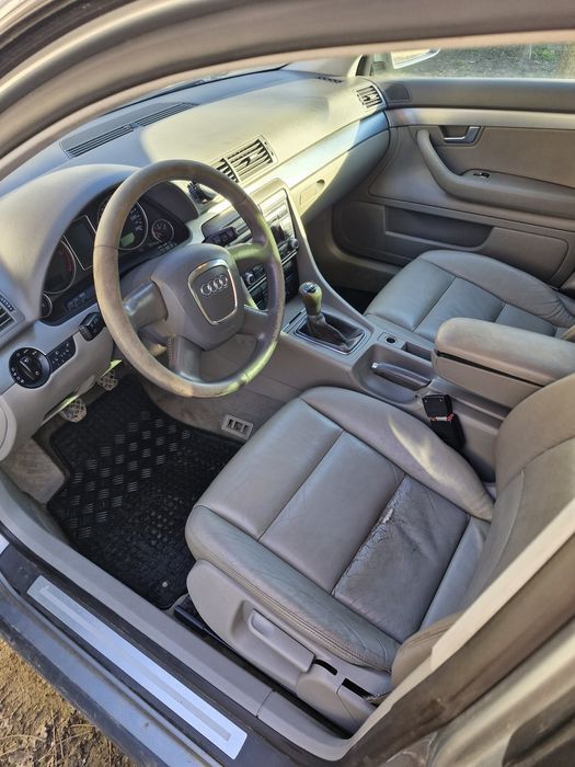 Audi a4 b7  136cp BRF