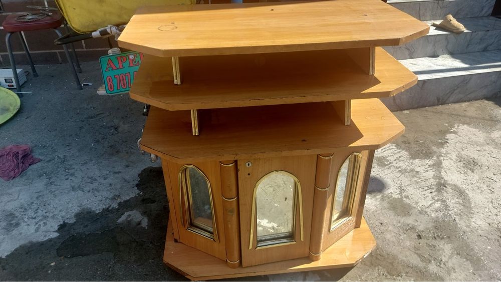 Кроват және подставка