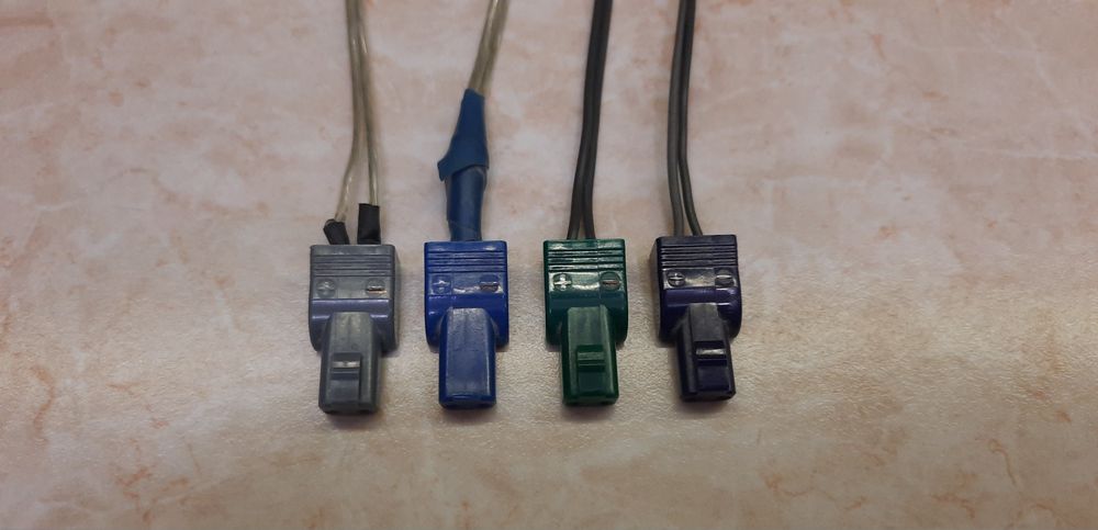 букси (конектори) Sony-за тонколони