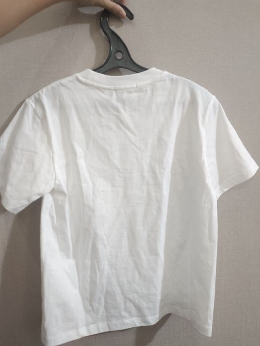Футболка Uniqlo.