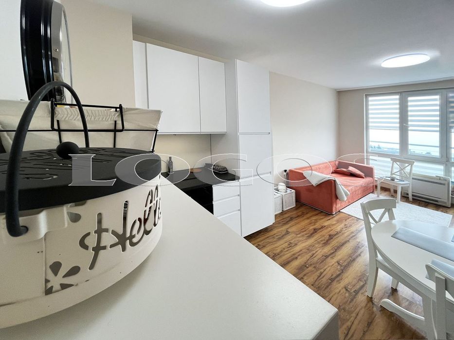 Дава се под наем Двустаен апартамент в Варна, м-т Траката - 75 кв.м за 690 € - Снимка #3