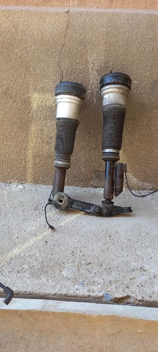 Пневмо амортизаторы на w220 мерседес.