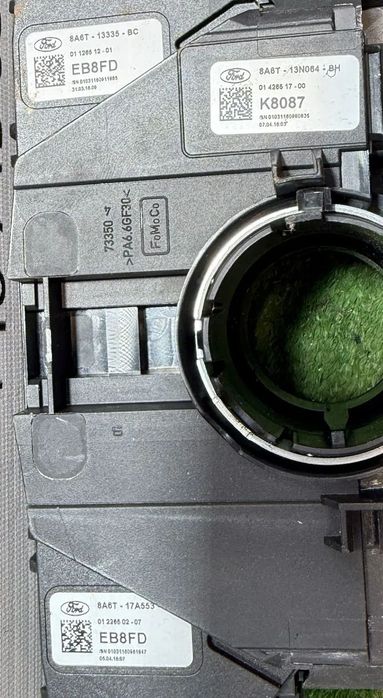 ANSAMBLU MANETE COMENZI VOLAN + SPIRA FORD FIESTA MK6 2008-2017 COD OEM 8A6T-14A664-AE / 8A6T-13335-BC / 8A6T-13N064-BH