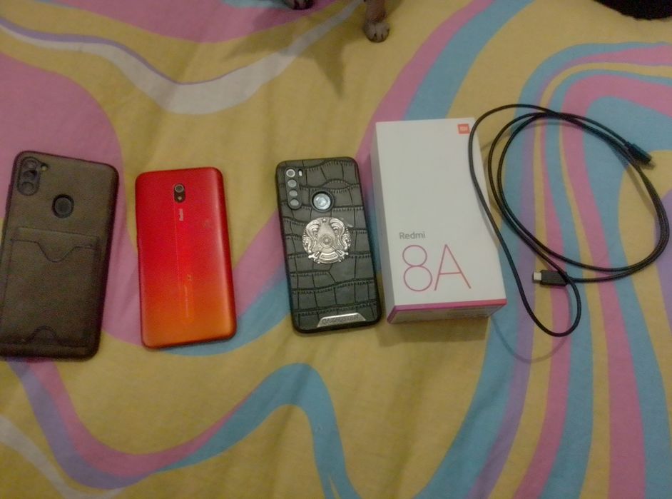 Продажу телефон  за 3телефона 30к