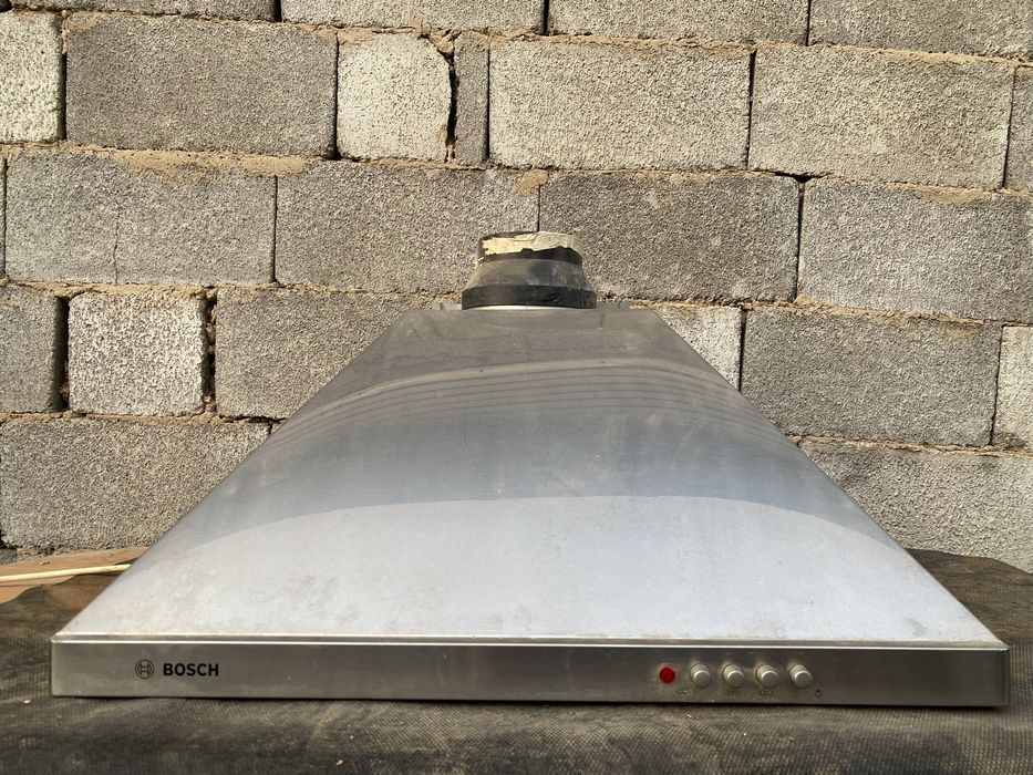 Продам вытяжку Bosch