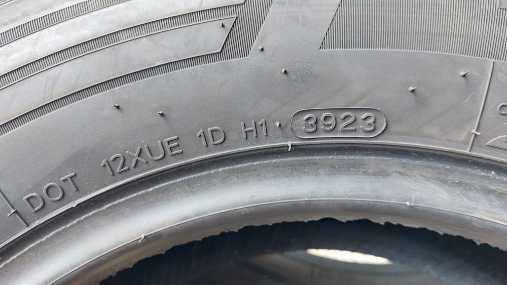 Гуми за Бус 215/65/15 C Hankook Winter I'cept LV 2 броя