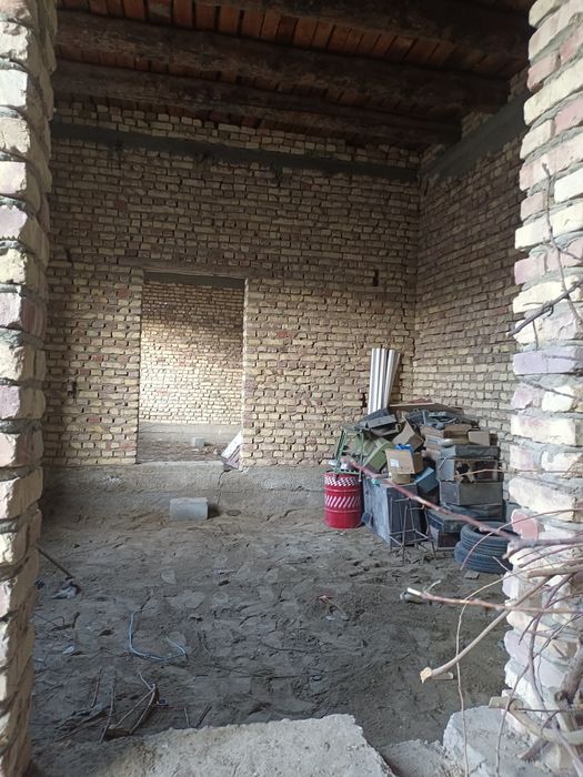 Срочно Тор Тор махаллада 3 сотихли курилиши тугалланмаган участка соти