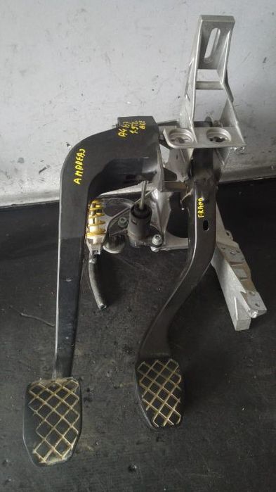 Ansamblu pedalier 1.9 tdi bke audi a4 b7 2004-2008 8e1721117a