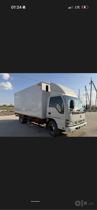 Isuzu NQR71PL фургон