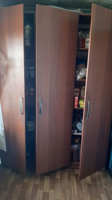 Продам шкаф  б/у