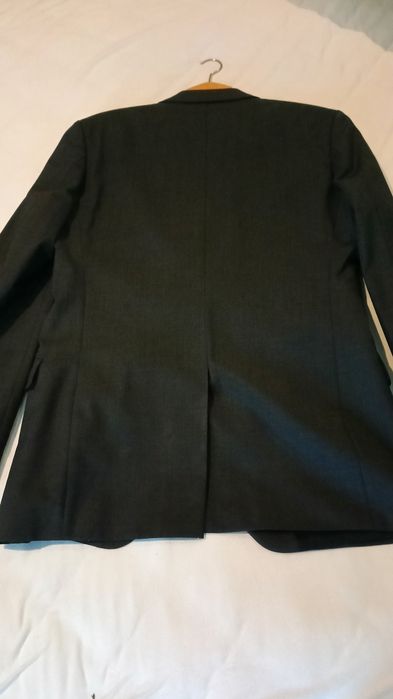 Мъжки костюм HUGO, 48 размер