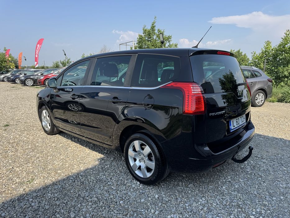 PEUGEOT 5008 2011 — imagine 2