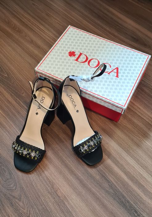 Sandale cu toc elegante mărimea 36 Doca