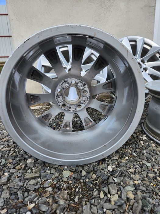 Jante 18 zoll BMW  seria 5 f10. 8jx18H2