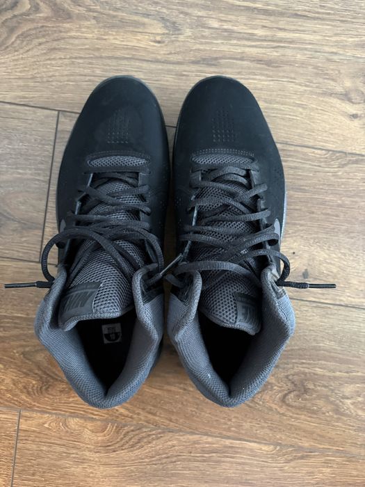 Adidasi Nike air visi pro 6.