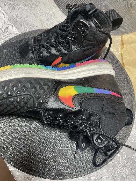 Продавам Кецове Nike