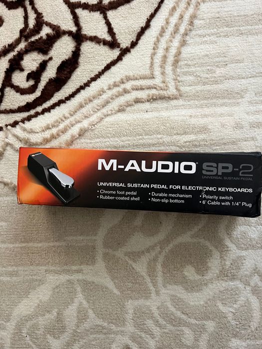 M-audio gear negru