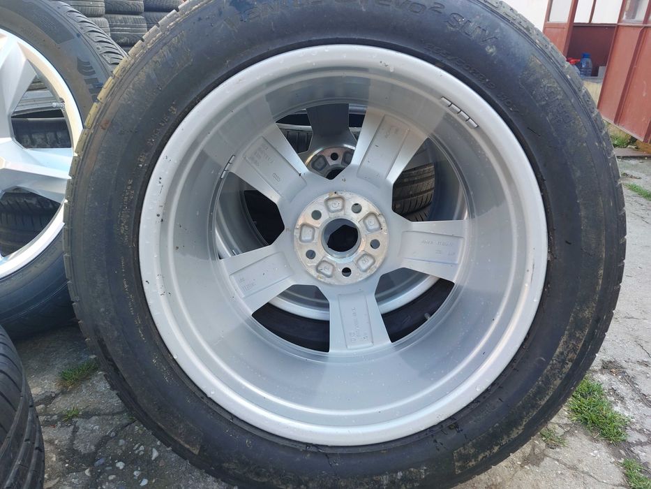 Jante pe 19 originale Audi Q7 Q5 A5 A6 A8 VW Touareg 3  +  265 50 19