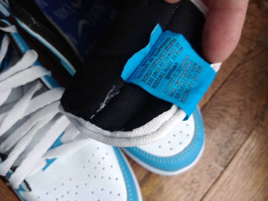 Adidasi noi- NIKE JORDAN 1