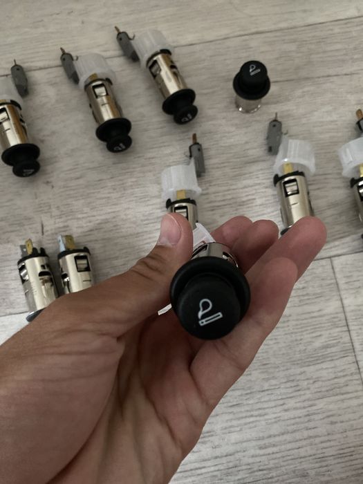 Продам универсальные прикуриватели