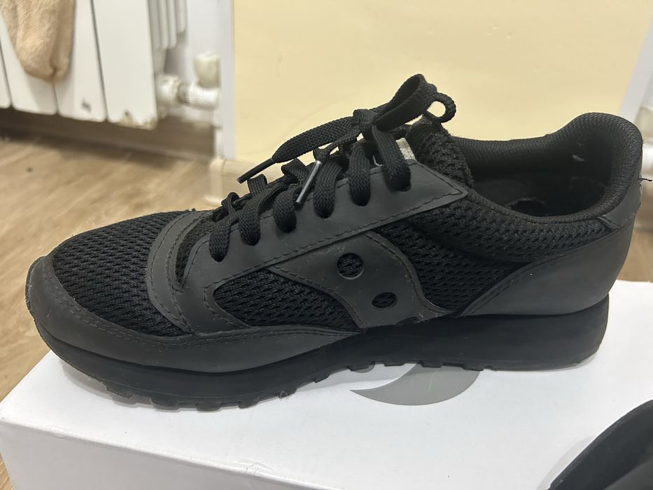 Продам мужскую обувь