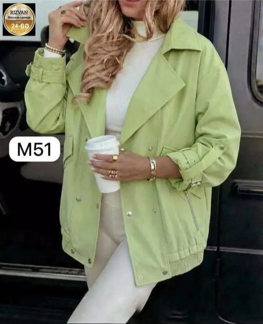 Продам ветровку новую.