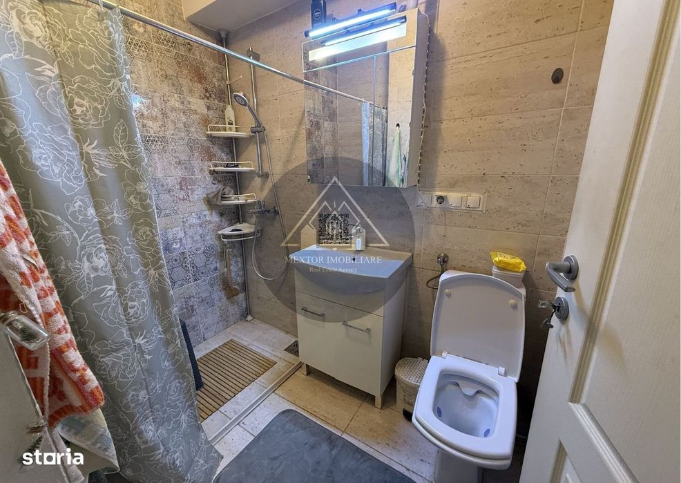 Casa duplex de vanzare,  Medias