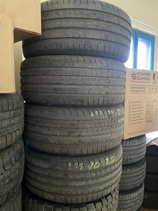 Goodyear  255/40r19 dot 4119 7mm