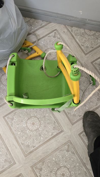 Продам детские качели