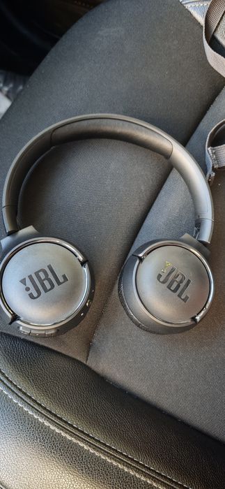 Слушалки JBL  bluetooth