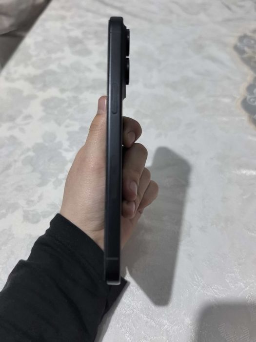 iPhone 15 Pro Max 99 батарея